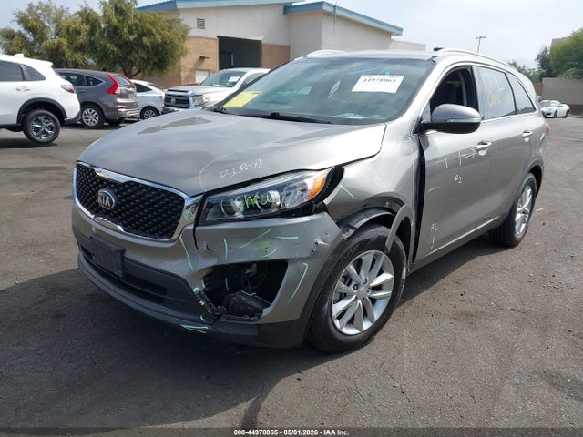 5XYPG4A38HG279827 KIA Sorento 2.4l Lx