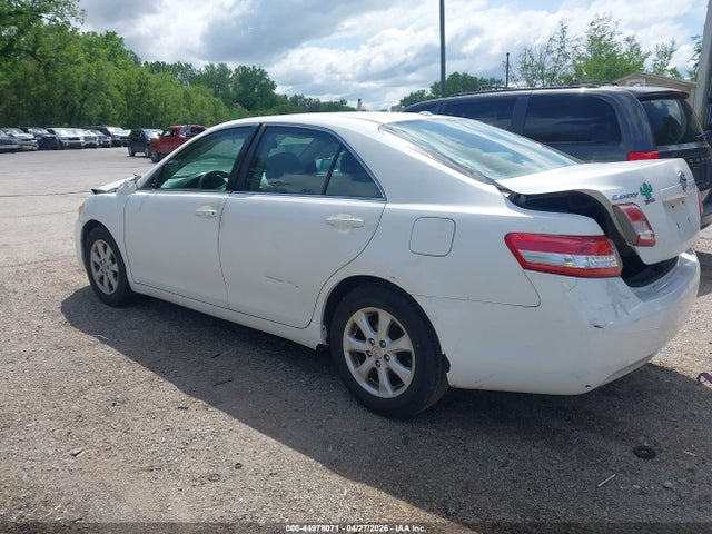 2011 Toyota Camry Le მანქანა იყიდება აუქციონზე, vin: 4T4BF3EK2BR099209, აუქციონის ნომერი: 44978071
