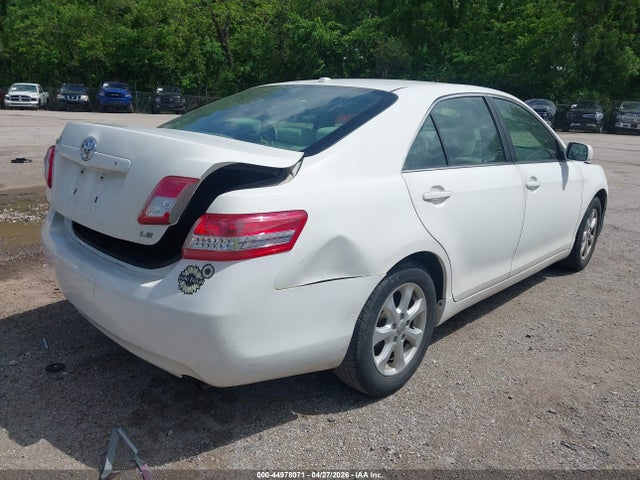 2011 Toyota Camry Le მანქანა იყიდება აუქციონზე, vin: 4T4BF3EK2BR099209, აუქციონის ნომერი: 44978071