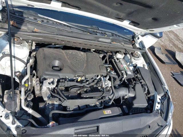 44978084 :رقم المزاد ، 4T1T11AK8MU484784 vin ، 2021 Toyota Camry Se Nightshade Edition مزاد بيع