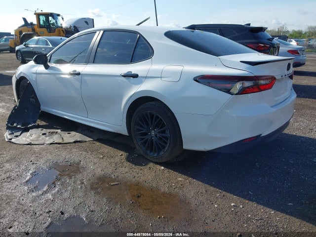 44978084 :رقم المزاد ، 4T1T11AK8MU484784 vin ، 2021 Toyota Camry Se Nightshade Edition مزاد بيع