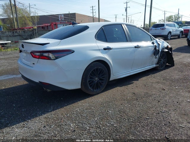 44978084 :رقم المزاد ، 4T1T11AK8MU484784 vin ، 2021 Toyota Camry Se Nightshade Edition مزاد بيع