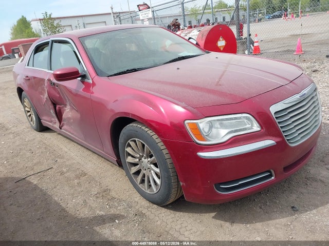 Продажа на аукционе авто 2013 Chrysler 300 Motown, vin: 2C3CCAAG8DH739144, номер лота: 44978088
