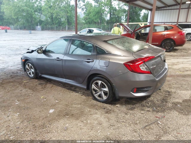 Продажа на аукционе авто 2017 Honda Civic Lx, vin: 19XFC2F55HE019694, номер лота: 44978110