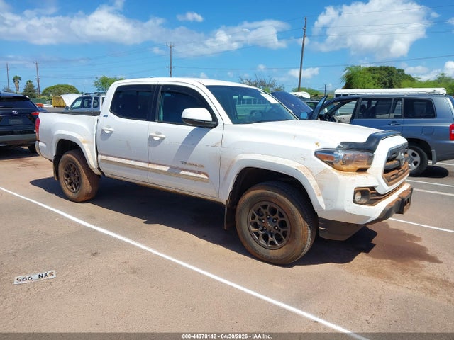 44978142 :رقم المزاد ، 5TFCZ5ANXHX078041 vin ، 2017 Toyota Tacoma Sr5 V6 مزاد بيع