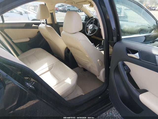 44978153 :رقم المزاد ، 3VWLL7AJ5EM369345 vin ، 2014 Volkswagen Jetta 2.0l Tdi مزاد بيع