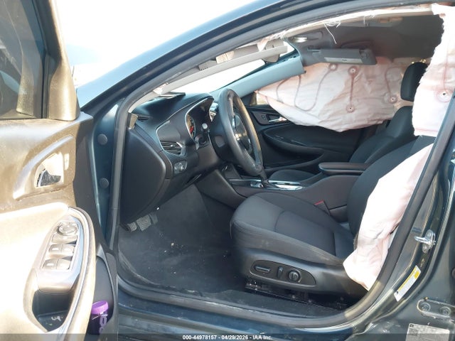 1G1ZD5ST8KF133713 Chevrolet MALIBU LT