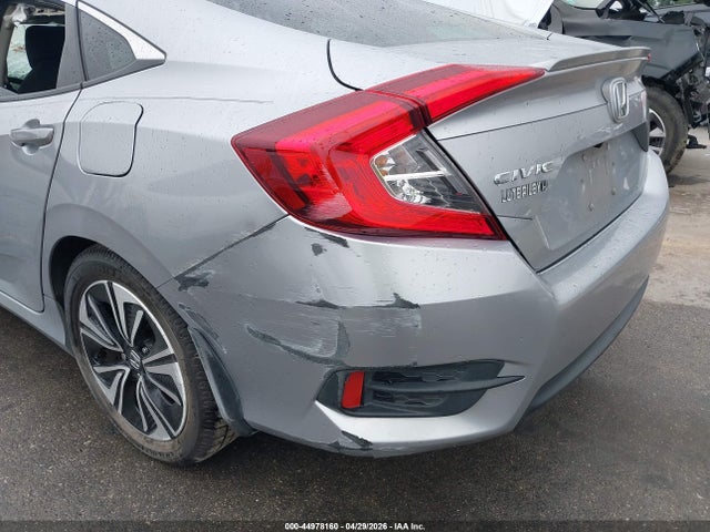 Продажа на аукционе авто 2016 Honda Civic Ex-t, vin: 19XFC1F33GE017840, номер лота: 44978160