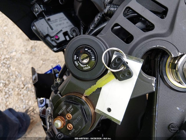 44978161 :رقم المزاد ، JYARNA3E8TA001431 vin ، 2026 Yamaha Yzf890 مزاد بيع