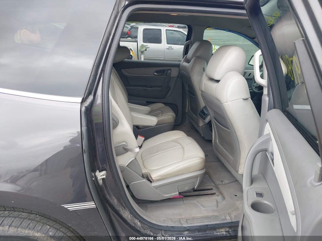1GNKRHKD4FJ110329 Chevrolet Traverse 2lt