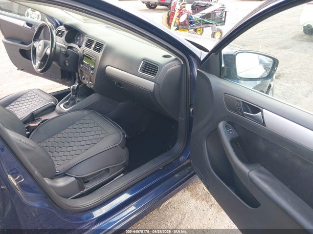 Продаж на аукціоні авто 2013 Volkswagen Jetta 2.5l Se, vin: 3VWDP7AJ2DM420839, номер лоту: 44978175