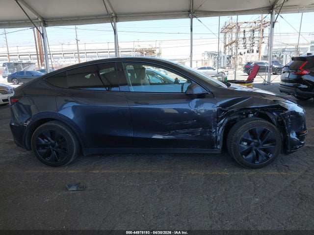 44978193 :رقم المزاد ، 7SAYGDED6RF132764 vin ، 2024 Tesla Model Y Long Range Single Motor Rear-wheel Drive/rwd مزاد بيع