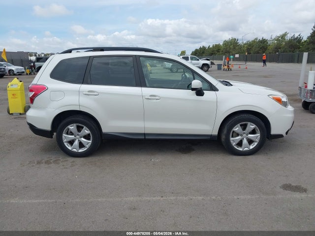 Subaru Forester 2.5i Premium 2015 JF2SJADCXFH449410 Image 13