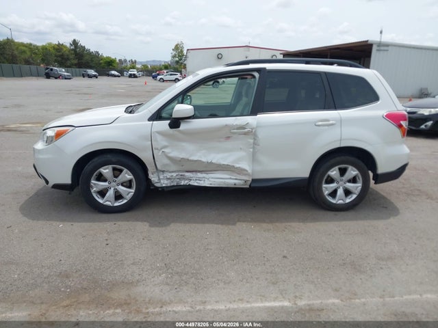 Subaru Forester 2.5i Premium 2015 JF2SJADCXFH449410 Image 6