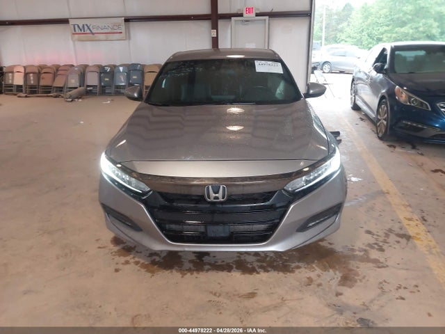 44978222 :رقم المزاد ، 1HGCV1F3XJA233273 vin ، 2018 Honda Accord Sport مزاد بيع
