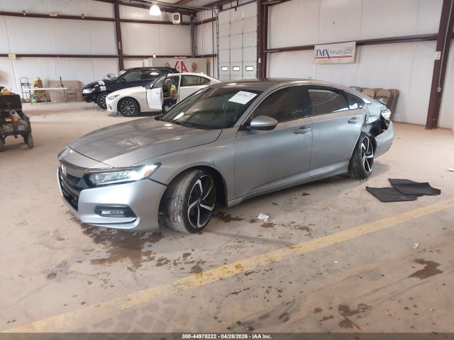 44978222 :رقم المزاد ، 1HGCV1F3XJA233273 vin ، 2018 Honda Accord Sport مزاد بيع