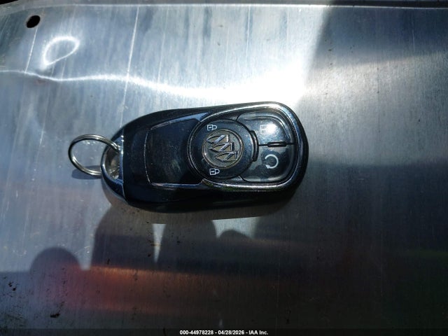 44978228 :رقم المزاد ، KL4CJCSB3HB040867 vin ، 2017 Buick Encore Essence مزاد بيع