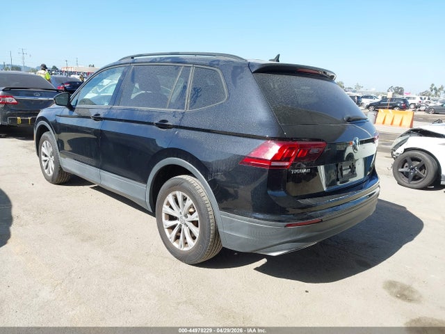 Продажа на аукционе авто 2020 Volkswagen Tiguan 2.0t S, vin: 3VV1B7AX9LM138335, номер лота: 44978229