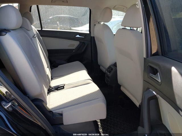 Продажа на аукционе авто 2020 Volkswagen Tiguan 2.0t S, vin: 3VV1B7AX9LM138335, номер лота: 44978229