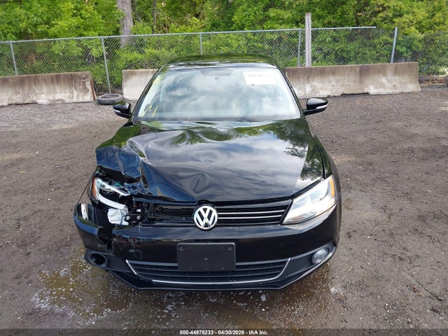 2014 Volkswagen Jetta 2.0l Tdi მანქანა იყიდება აუქციონზე, vin: 3VWLL7AJ7EM357598, აუქციონის ნომერი: 44978233