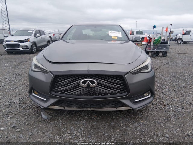 44978247 :رقم المزاد ، JN1FV7EK5HM611261 vin ، 2017 Infiniti Q60 3.0t Red Sport 400 مزاد بيع