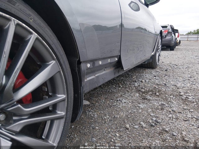 44978247 :رقم المزاد ، JN1FV7EK5HM611261 vin ، 2017 Infiniti Q60 3.0t Red Sport 400 مزاد بيع