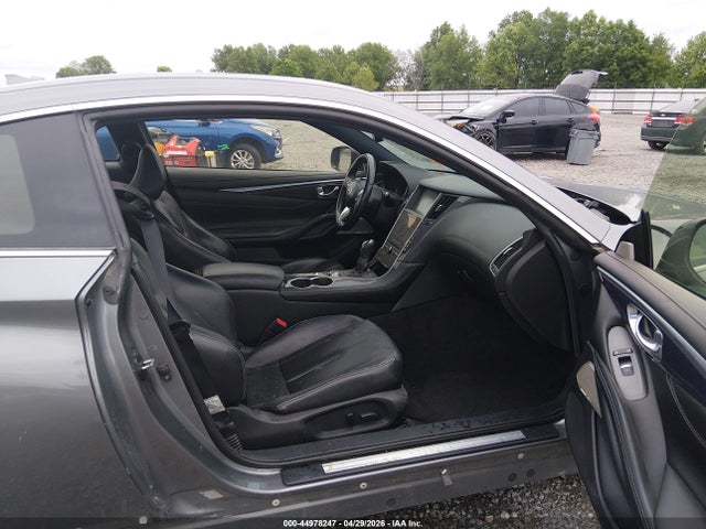 44978247 :رقم المزاد ، JN1FV7EK5HM611261 vin ، 2017 Infiniti Q60 3.0t Red Sport 400 مزاد بيع