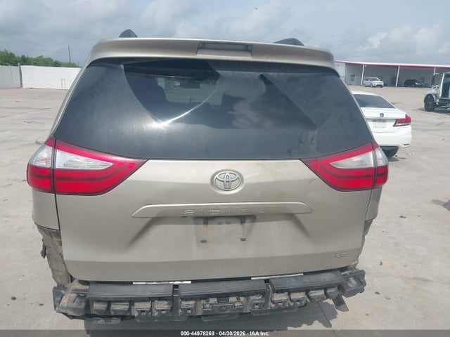 5TDKK3DCXFS603343 Toyota Sienna Le 8 Passenger