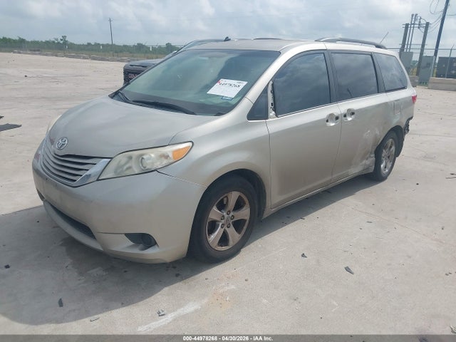 5TDKK3DCXFS603343 Toyota Sienna Le 8 Passenger