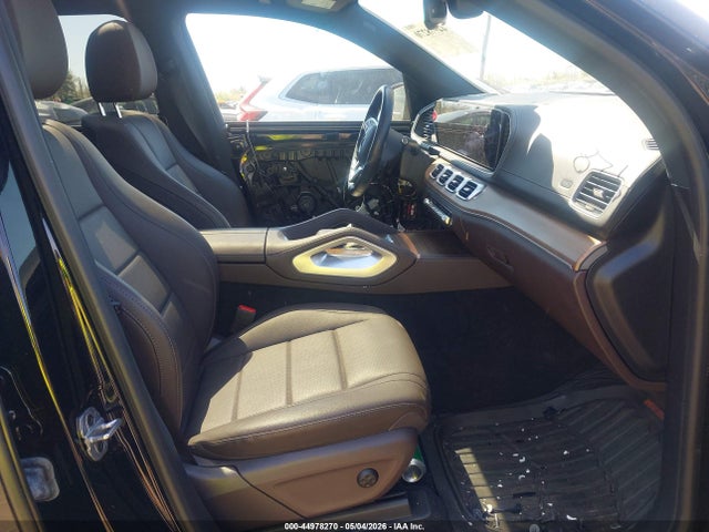 Продажа на аукционе авто 2022 Mercedes-benz Gls 450 4matic, vin: 4JGFF5KE2NA662741, номер лота: 44978270