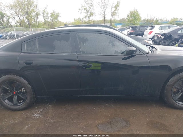 Продажа на аукционе авто 2017 Dodge Charger Se Rwd, vin: 2C3CDXBG7HH556631, номер лота: 44978278