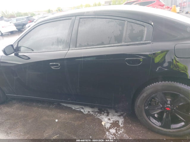 Продажа на аукционе авто 2017 Dodge Charger Se Rwd, vin: 2C3CDXBG7HH556631, номер лота: 44978278
