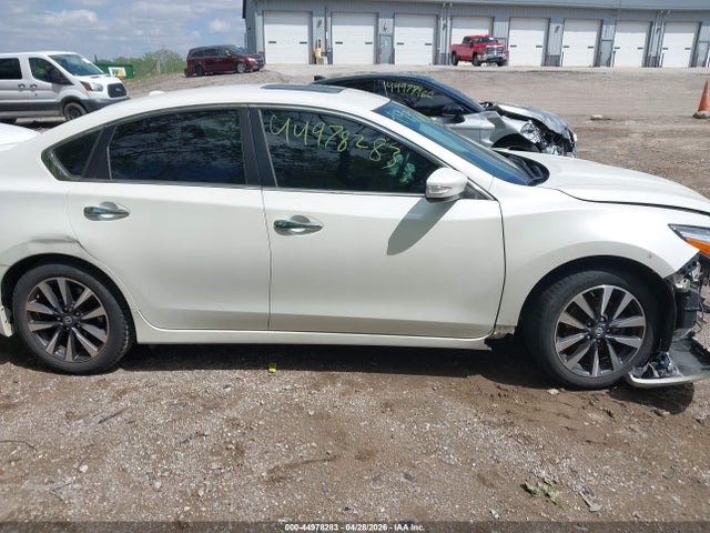 44978283 :رقم المزاد ، 1N4AL3APXGC181311 vin ، 2016 Nissan Altima 2.5 Sv مزاد بيع