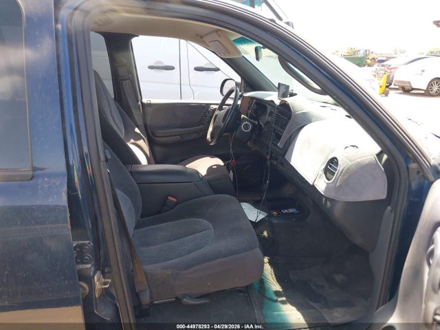 Продажа на аукционе авто 2000 Dodge Durango, vin: 1B4HR28Z6YF237685, номер лота: 44978293