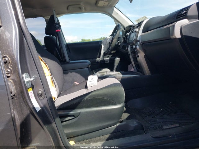 Продаж на аукціоні авто 2019 Toyota 4runner Sr5, vin: JTEZU5JR4K5209085, номер лоту: 44978333