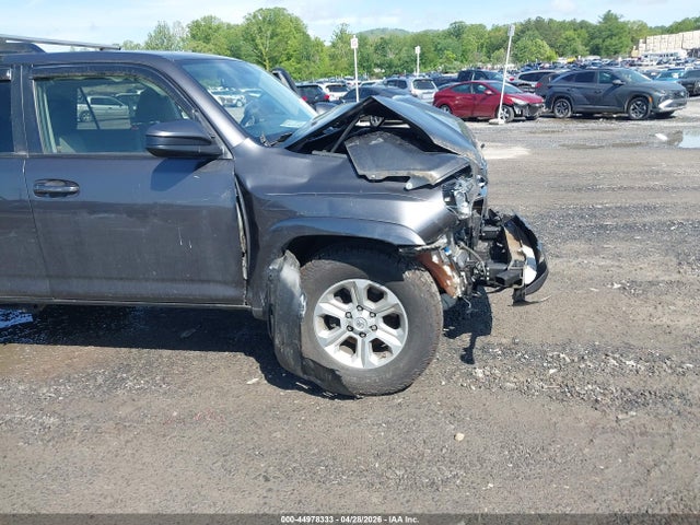 Продаж на аукціоні авто 2019 Toyota 4runner Sr5, vin: JTEZU5JR4K5209085, номер лоту: 44978333