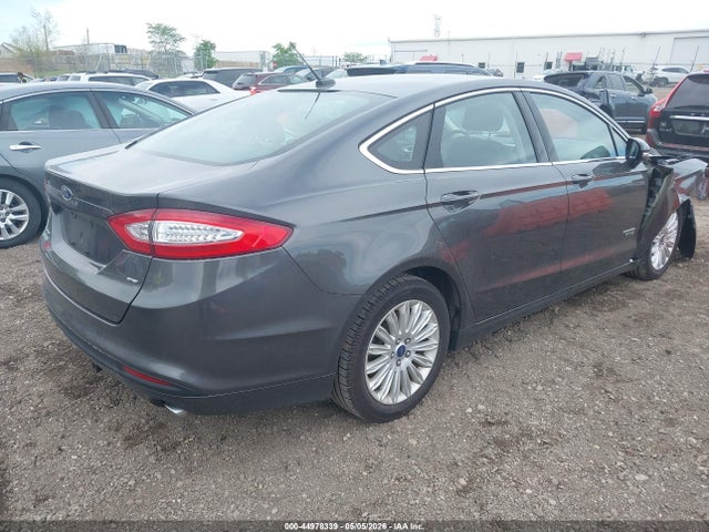 Продаж на аукціоні авто 2015 Ford Fusion Energi Se Luxury, vin: 3FA6P0PU5FR232056, номер лоту: 44978339