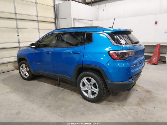 44978366 :رقم المزاد ، 3C4NJDBN1PT563283 vin ، 2023 Jeep Compass Latitude 4x4 مزاد بيع