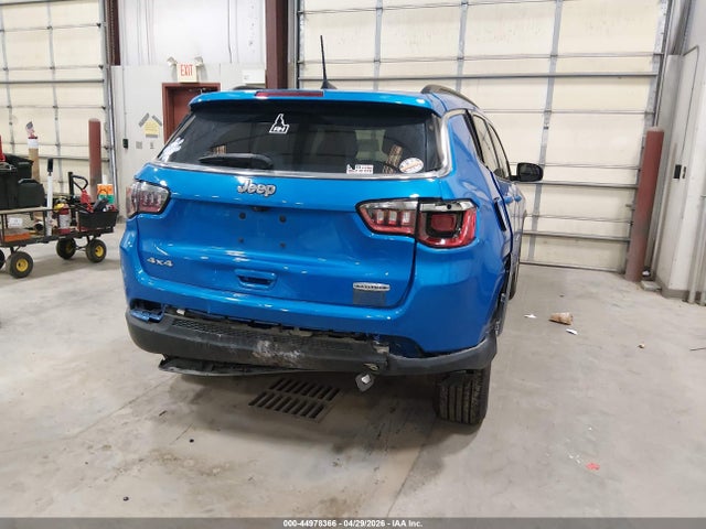 44978366 :رقم المزاد ، 3C4NJDBN1PT563283 vin ، 2023 Jeep Compass Latitude 4x4 مزاد بيع