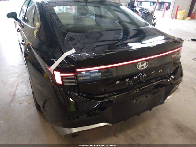 2024 Hyundai Sonata Sel მანქანა იყიდება აუქციონზე, vin: KMHL64JA5RA379770, აუქციონის ნომერი: 44978376