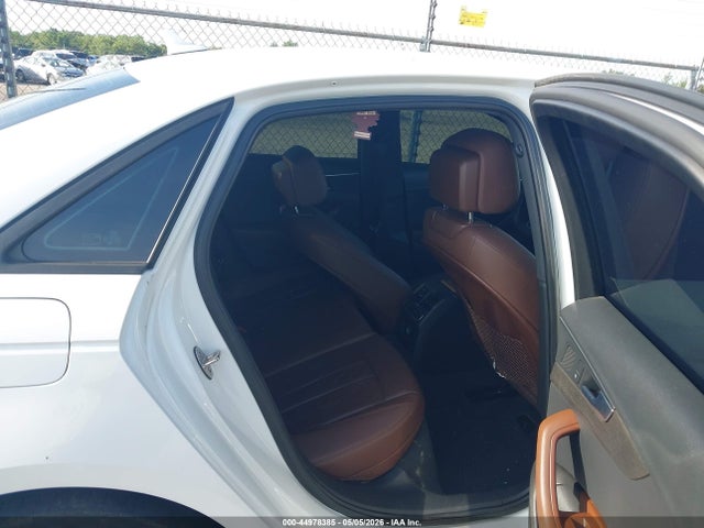 44978385 :رقم المزاد ، WAUGMAF43HN049756 vin ، 2017 Audi A4 2.0t Ultra Premium مزاد بيع