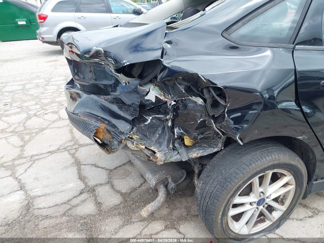 44978401 :رقم المزاد ، 1FADP3F23GL202563 vin ، 2016 Ford Focus Se مزاد بيع