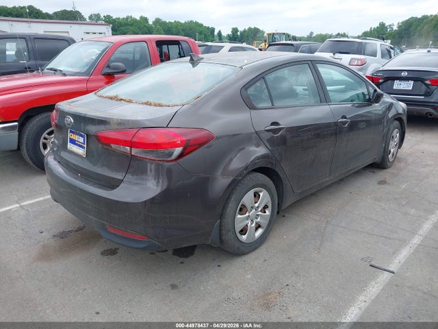 44978437 :رقم المزاد ، 3KPFK4A71HE031834 vin ، 2017 Kia Forte Lx مزاد بيع