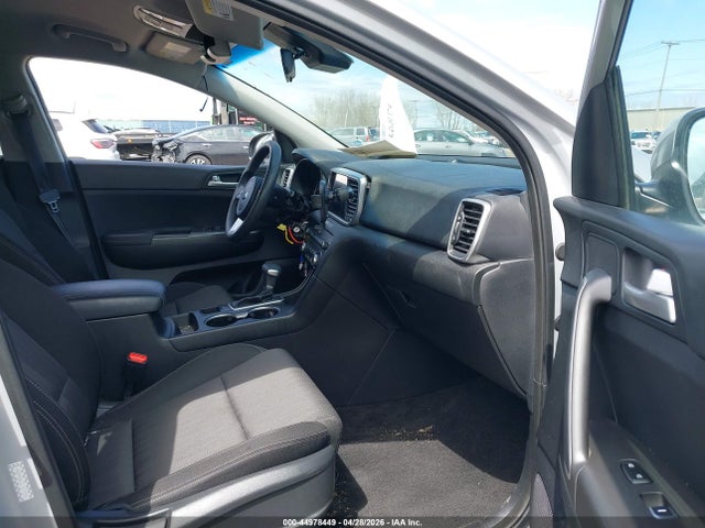 2020 Kia Sportage Lx მანქანა იყიდება აუქციონზე, vin: KNDPM3AC2L7679195, აუქციონის ნომერი: 44978449