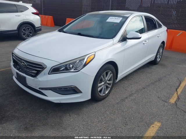 Hyundai SONATA ECO 2015 5NPE24AA5FH155539 Image 2