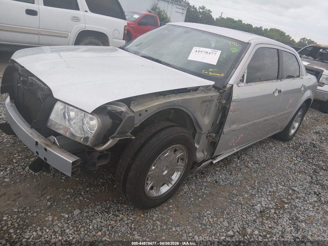 44978477 :رقم المزاد ، 2C3AA53G15H642290 vin ، 2005 Chrysler 300 Touring مزاد بيع