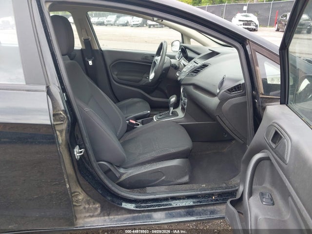44978503 :رقم المزاد ، 3FADP4BJ2KM117529 vin ، 2019 Ford Fiesta Se مزاد بيع