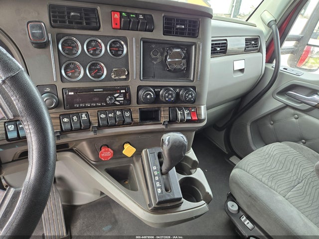 Продажа на аукционе авто 2016 Kenworth Construction T680, vin: 1XKYDP9X7GJ454478, номер лота: 44978506