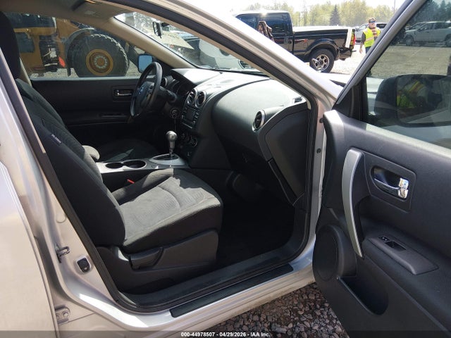 JN8AS5MV1FW752060 Nissan Rogue Select S
