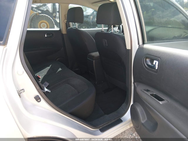 JN8AS5MV1FW752060 Nissan Rogue Select S